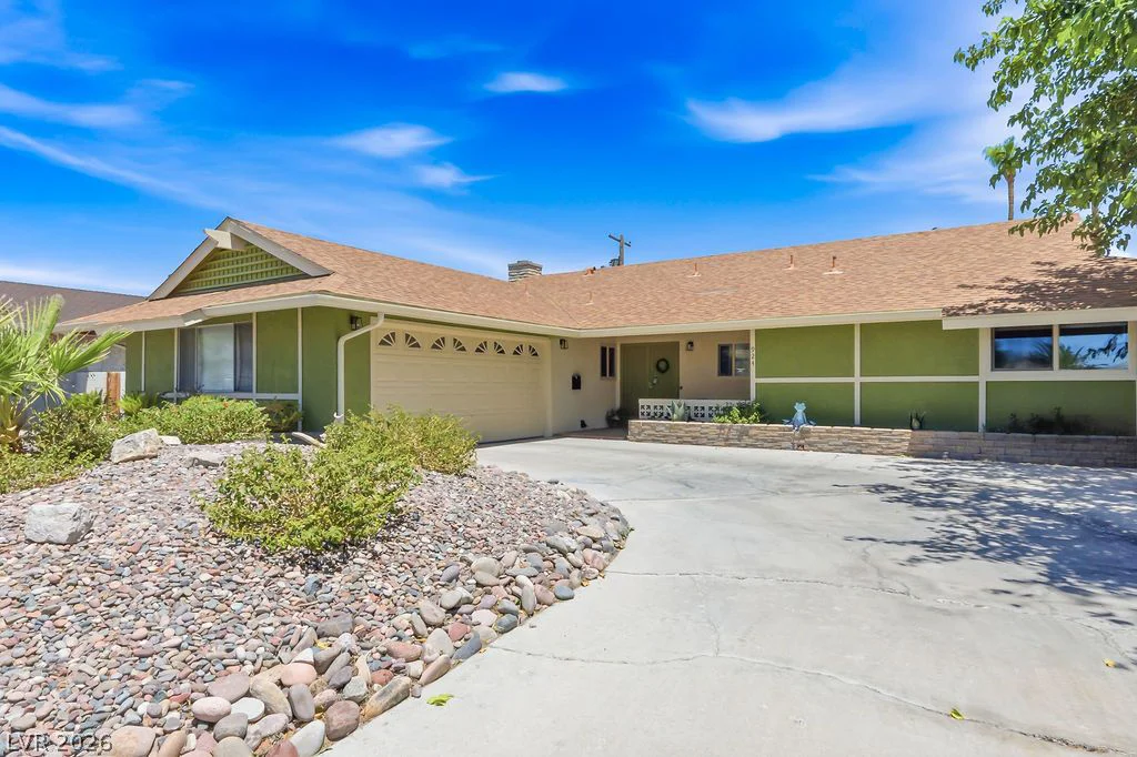 924 Niblick, Las Vegas, NV 89108