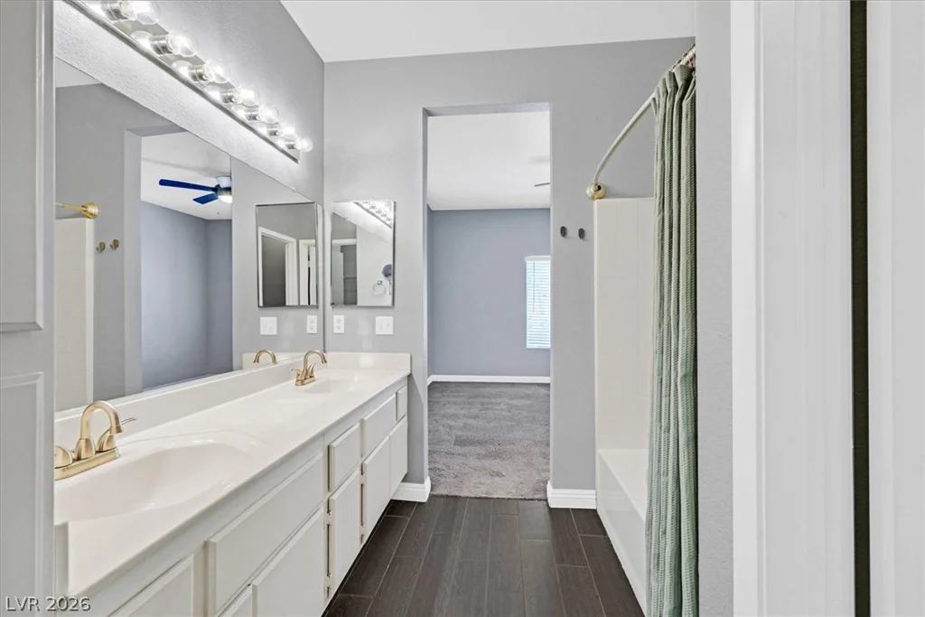 251 Green Valley, Henderson, NV 89012
