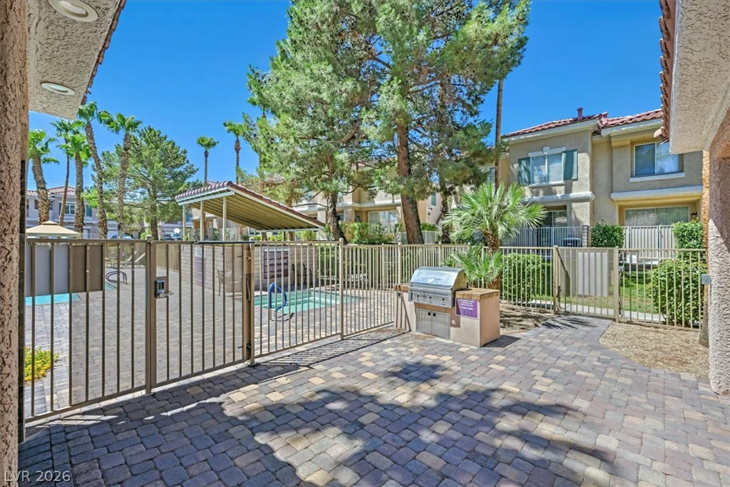 251 Green Valley, Henderson, NV 89012