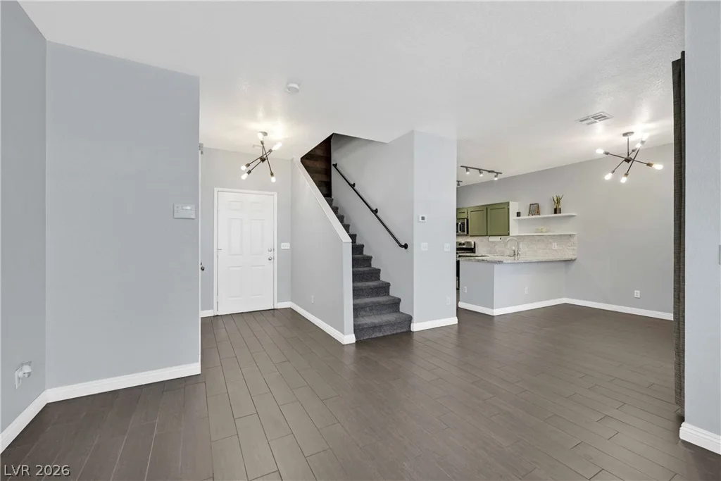 251 Green Valley, Henderson, NV 89012