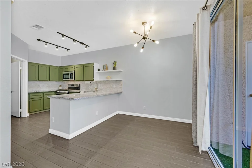 251 Green Valley, Henderson, NV 89012