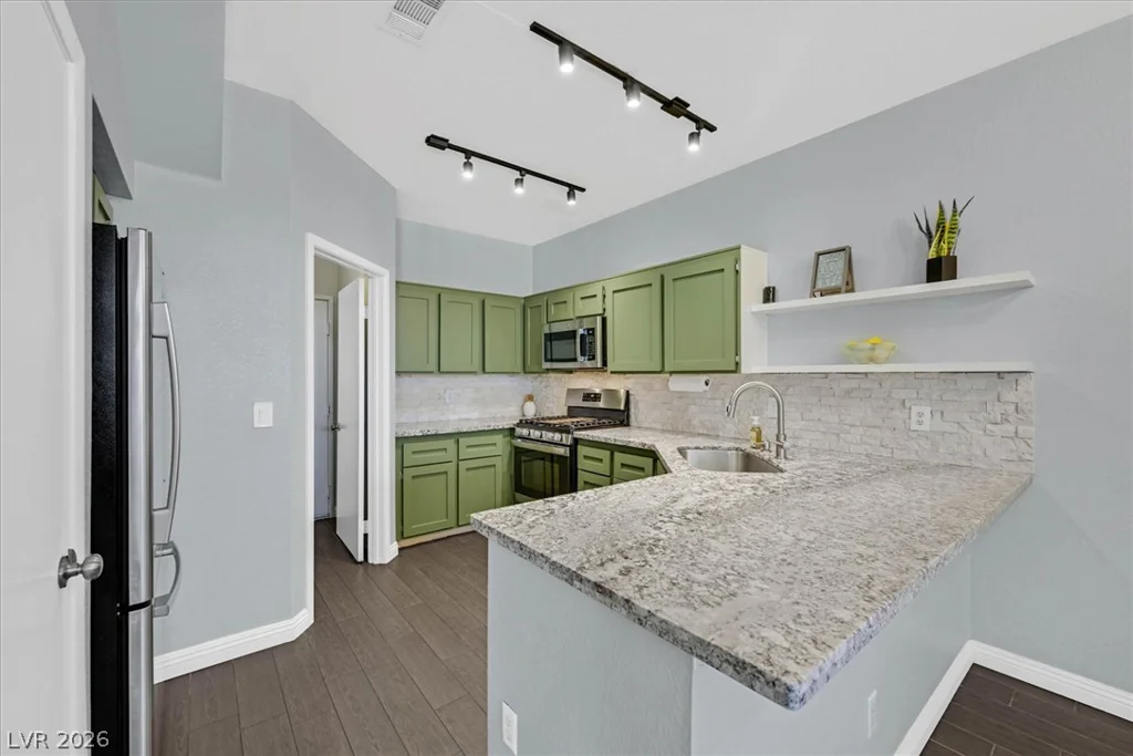 251 Green Valley, Henderson, NV 89012