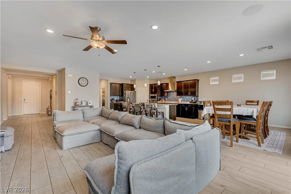1526 Quail Vista, Logandale, NV 89021