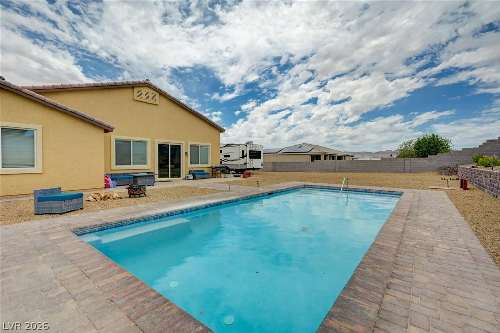 1526 Quail Vista, Logandale, NV 89021