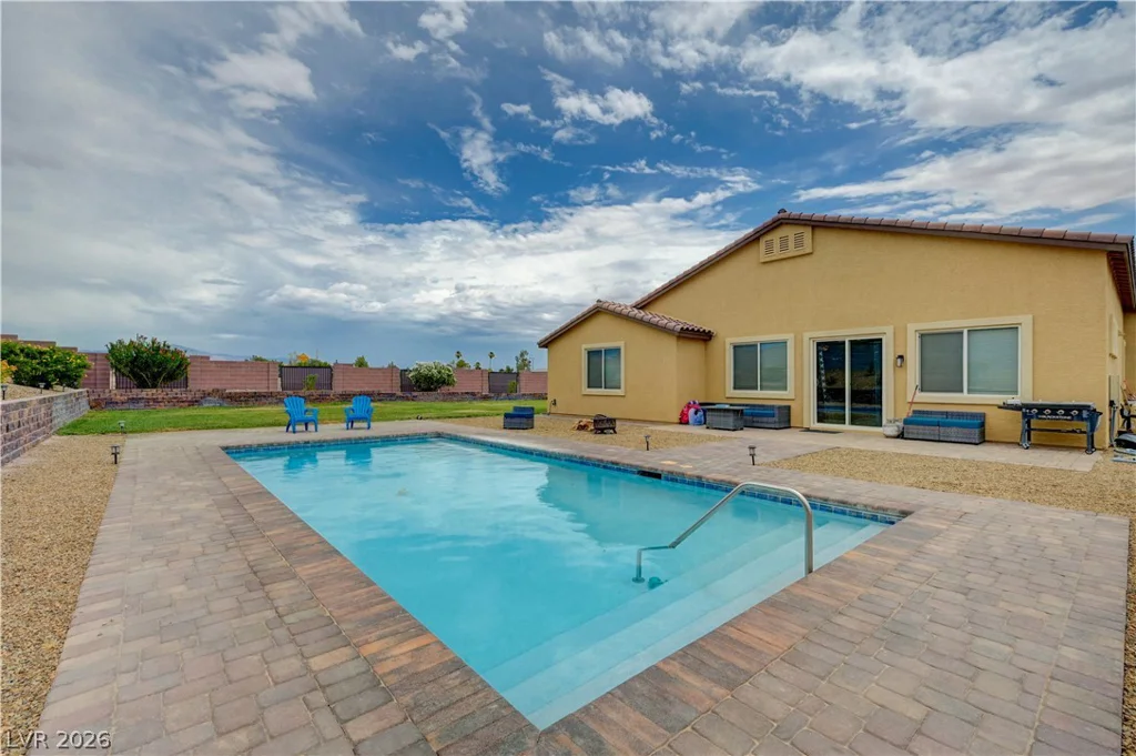 1526 Quail Vista, Logandale, NV 89021