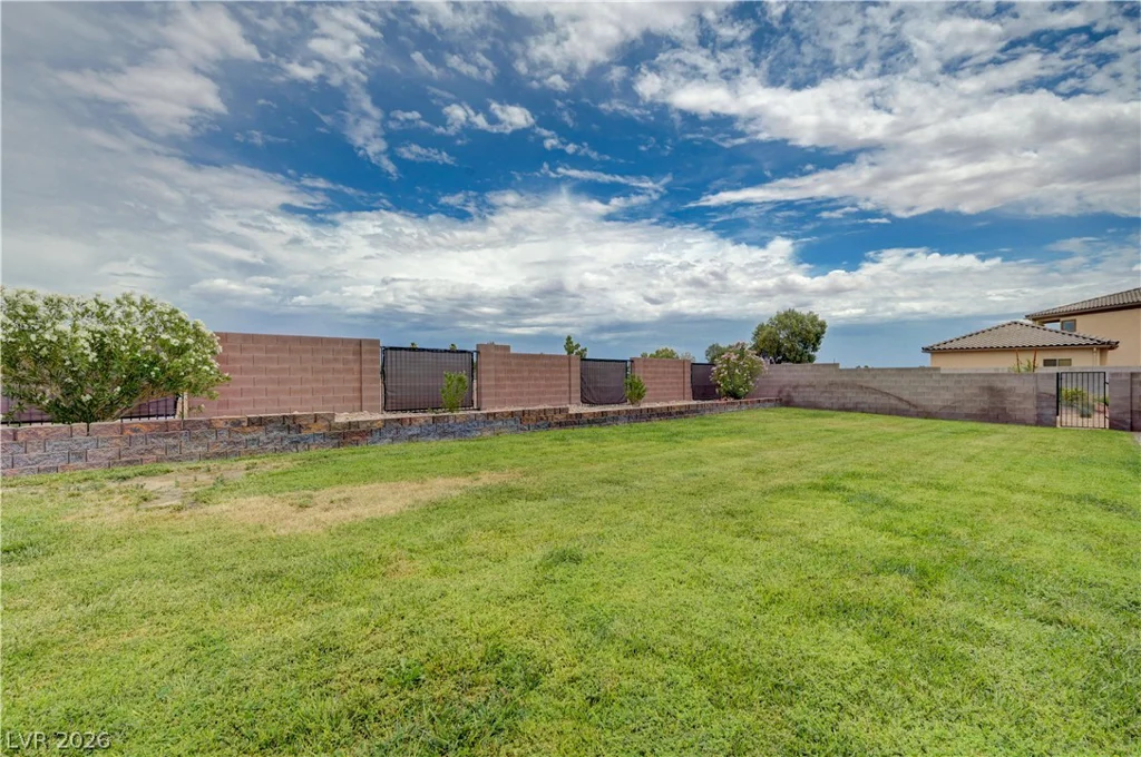 1526 Quail Vista, Logandale, NV 89021