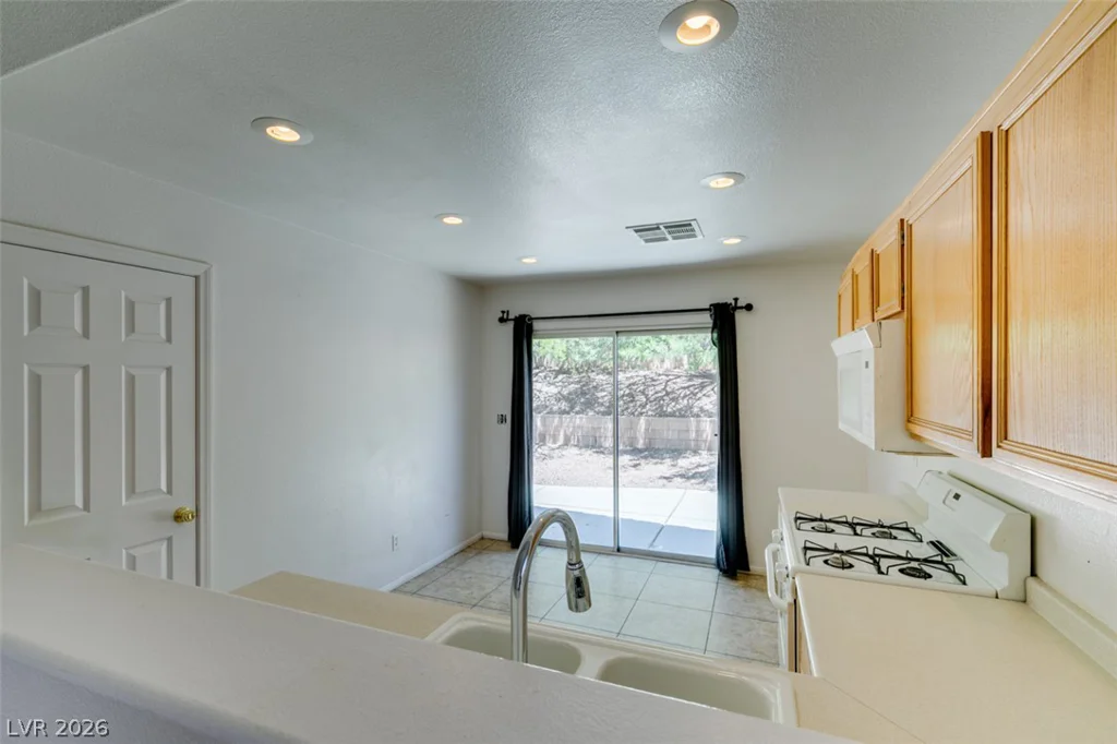 11112 Calder, Las Vegas, NV 89144