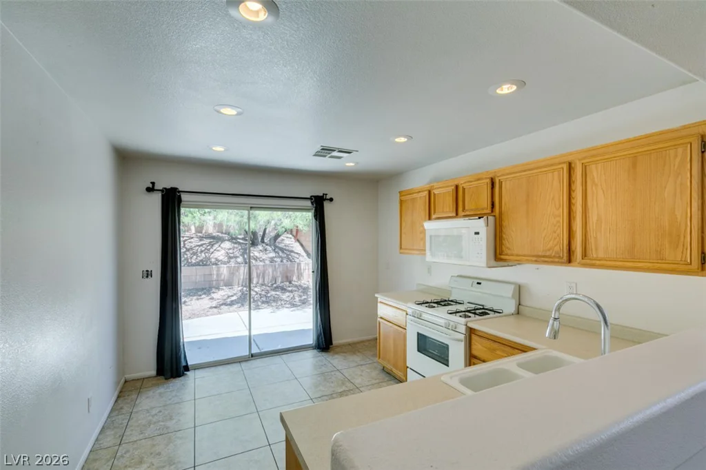 11112 Calder, Las Vegas, NV 89144