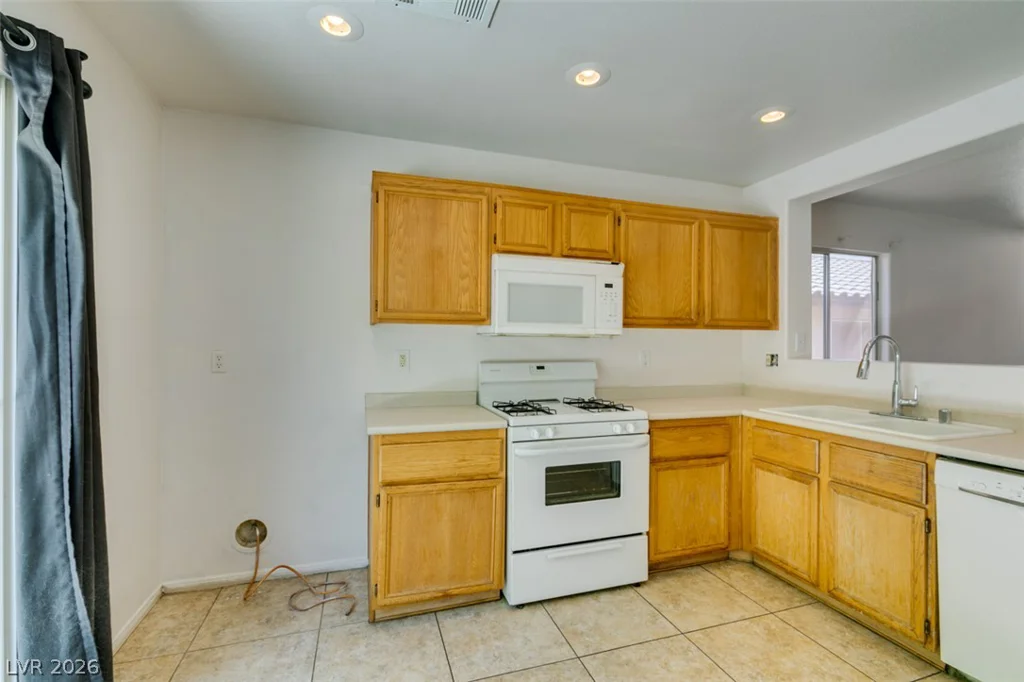 11112 Calder, Las Vegas, NV 89144