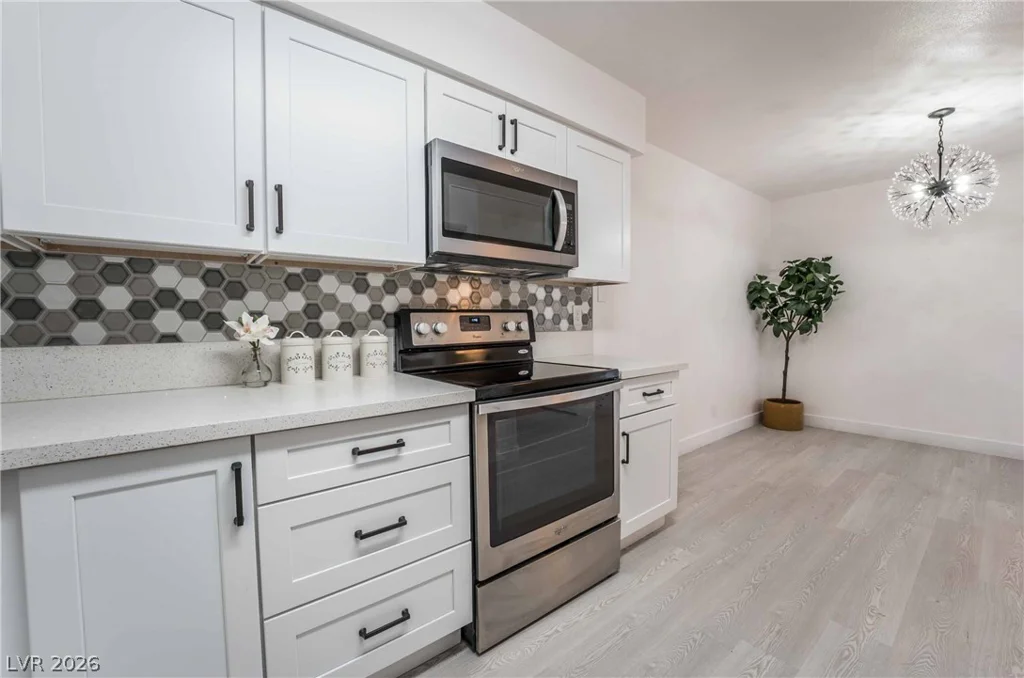 3151 Soaring Gulls, Las Vegas, NV 89128