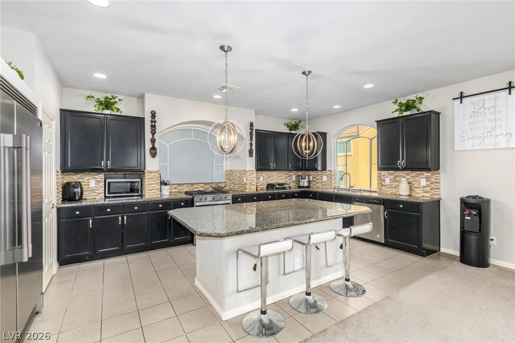 10176 Cascadia Creek, Las Vegas, NV 89141