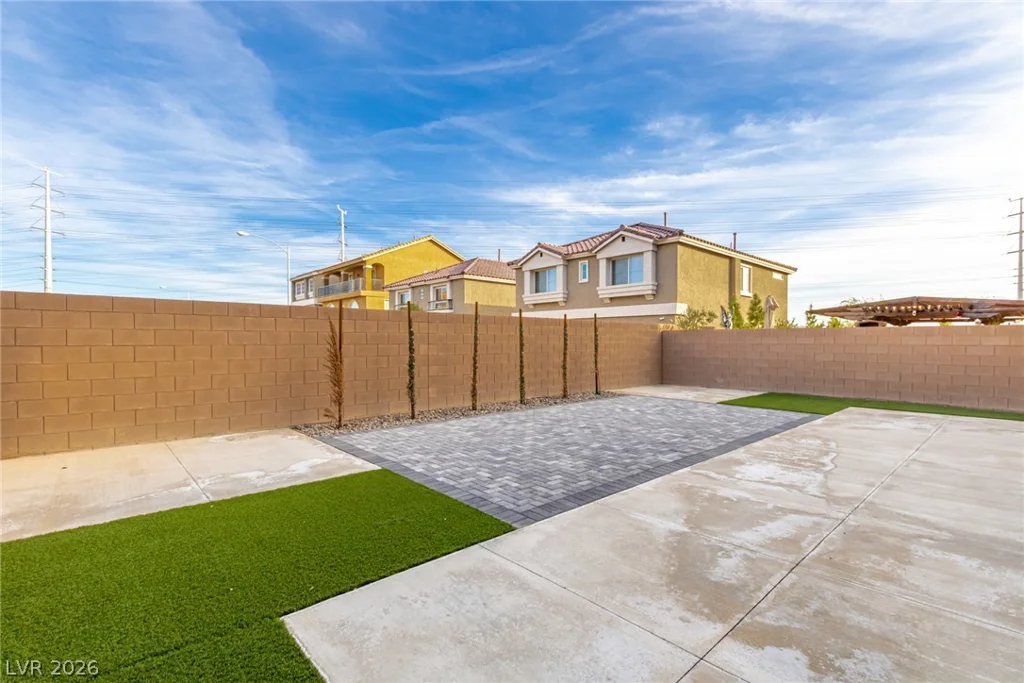 10176 Cascadia Creek, Las Vegas, NV 89141