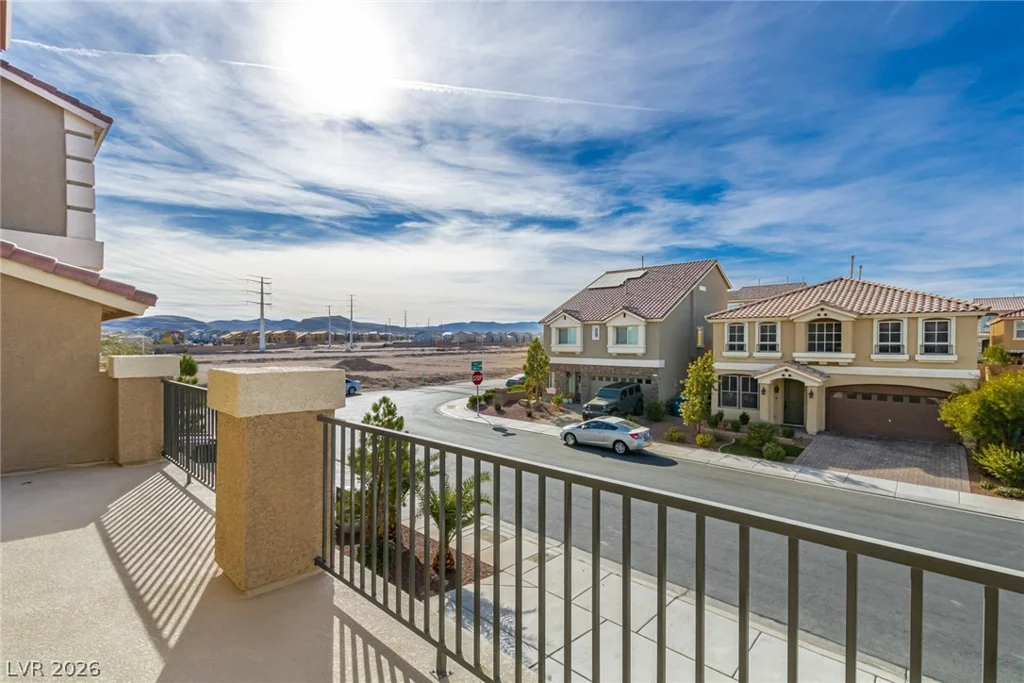 10176 Cascadia Creek, Las Vegas, NV 89141