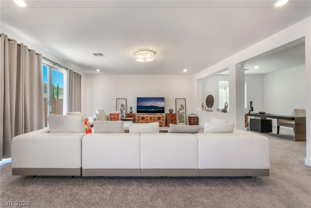10114 Kettle Valley, Las Vegas, NV 89141
