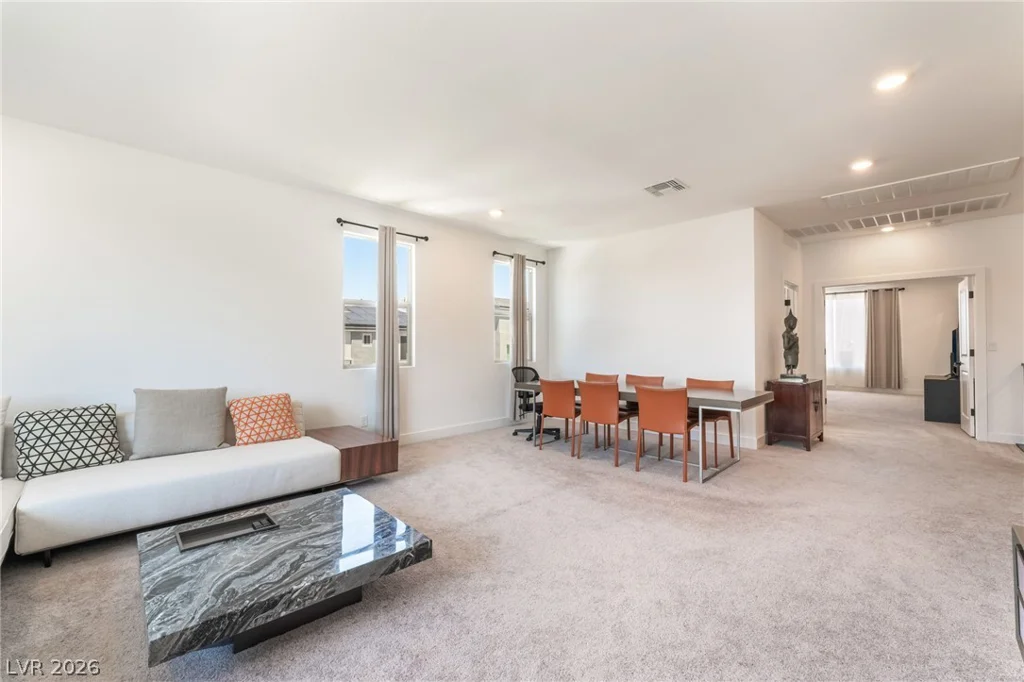 10114 Kettle Valley, Las Vegas, NV 89141