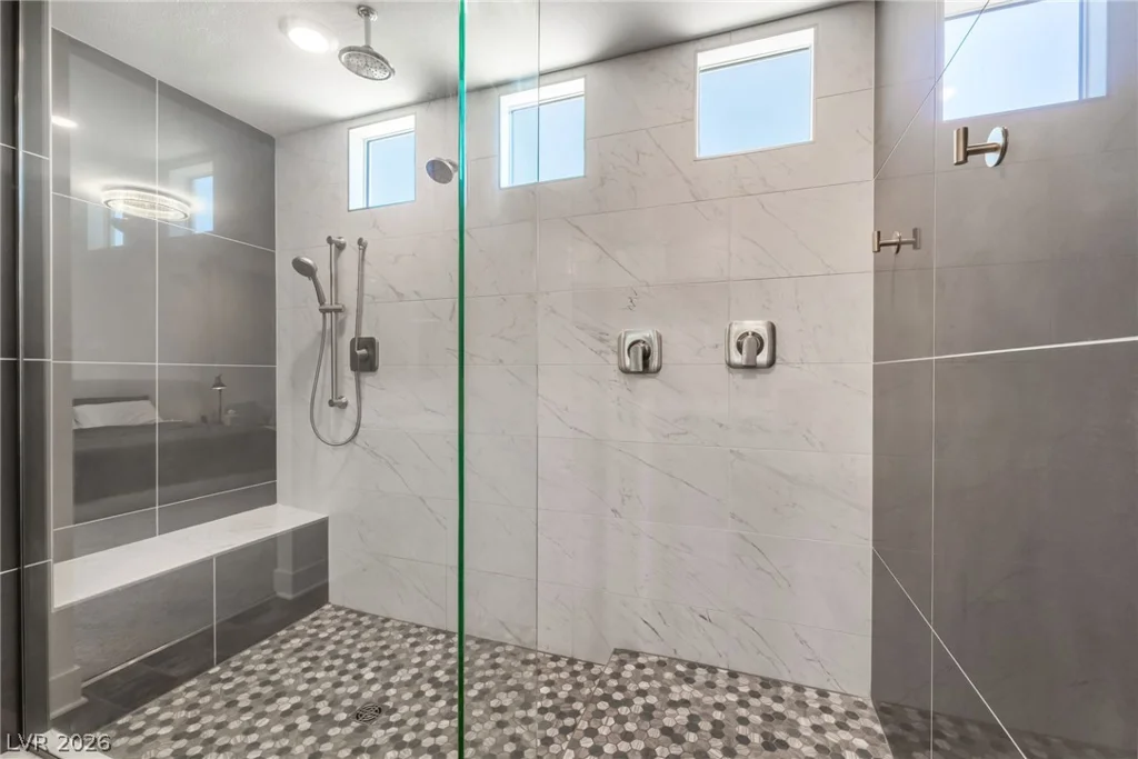 10114 Kettle Valley, Las Vegas, NV 89141