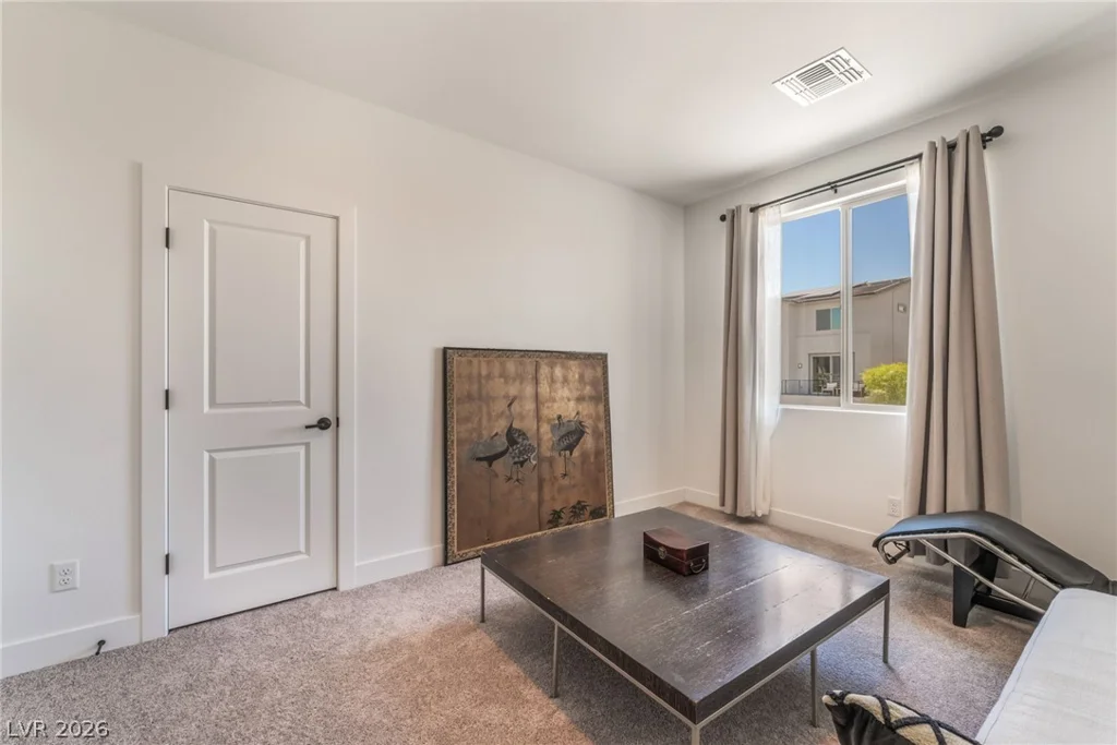 10114 Kettle Valley, Las Vegas, NV 89141