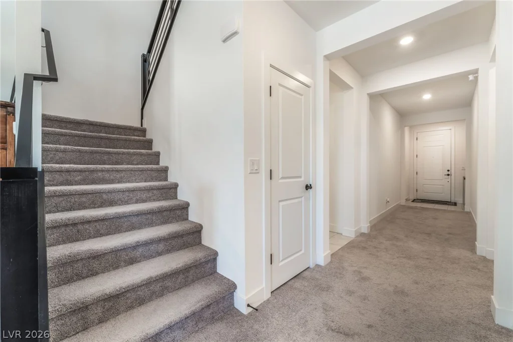 10114 Kettle Valley, Las Vegas, NV 89141