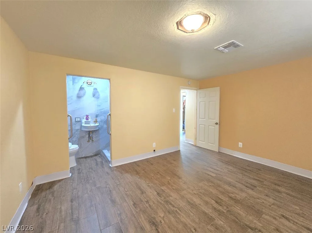 5785 Russell, Las Vegas, NV 89118