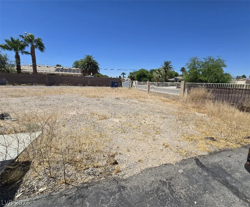 5785 Russell, Las Vegas, NV 89118