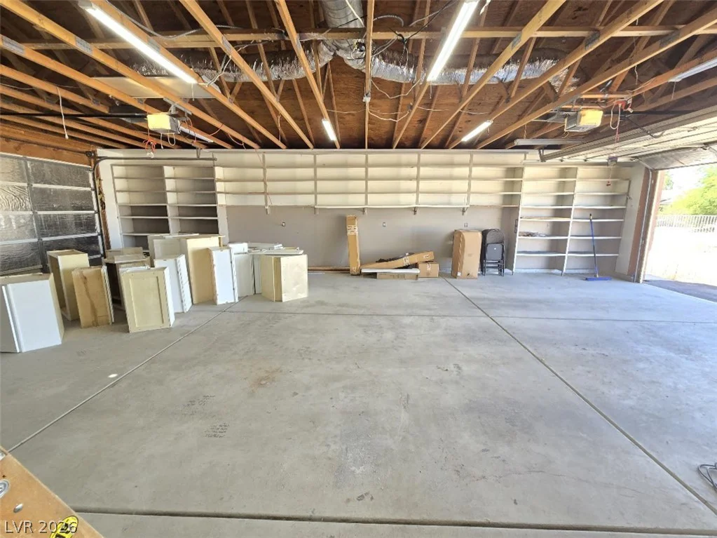 5785 Russell, Las Vegas, NV 89118