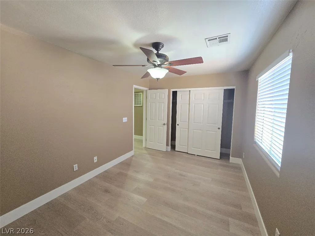 9882 Travis Lake, Las Vegas, NV 89148