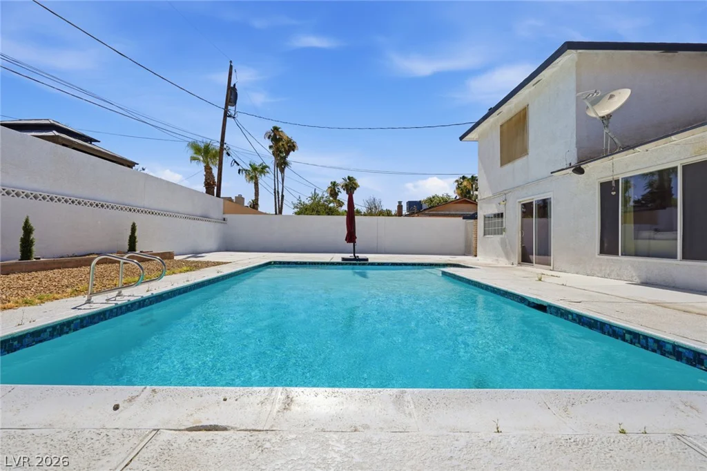 3719 Cherokee, Las Vegas, NV 89121