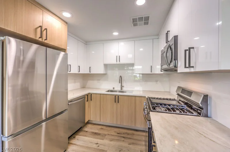 10553 Pine Glen, Las Vegas, NV 89144