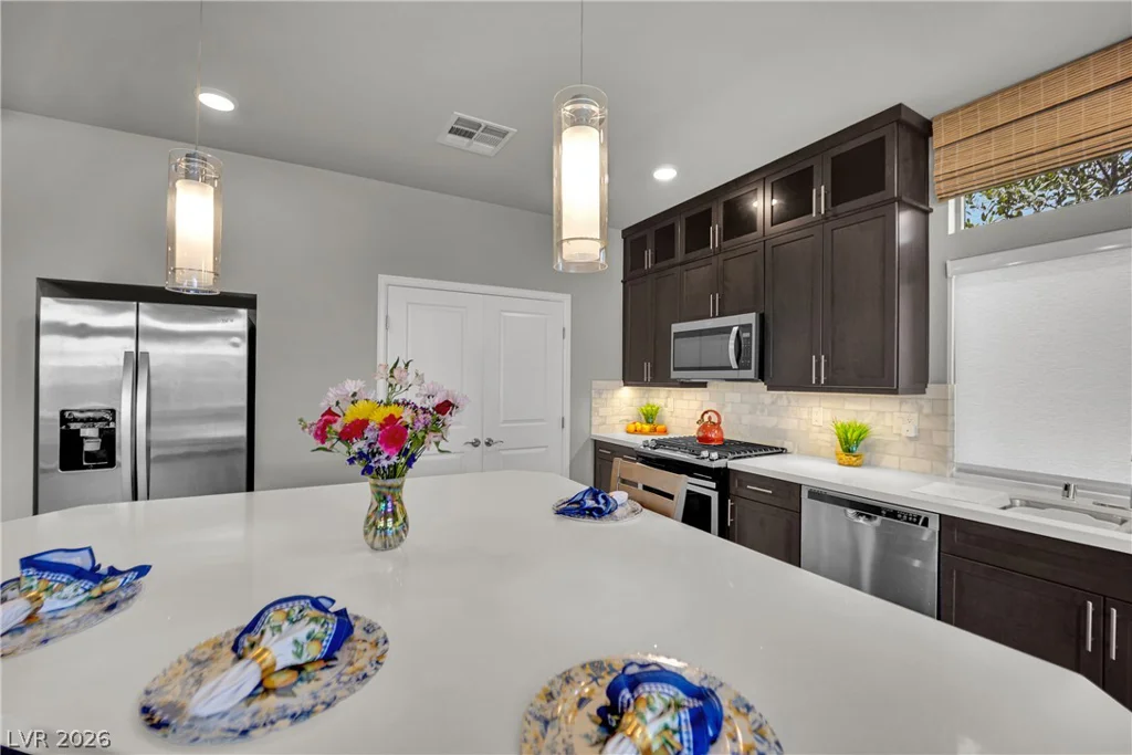 8664 Indigo Spring, Las Vegas, NV 89139
