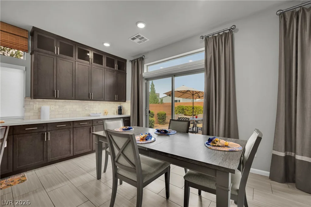 8664 Indigo Spring, Las Vegas, NV 89139