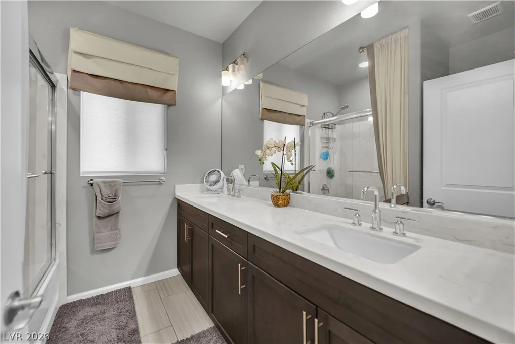8664 Indigo Spring, Las Vegas, NV 89139