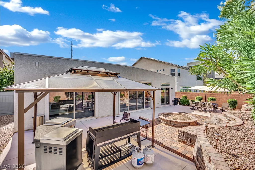 8664 Indigo Spring, Las Vegas, NV 89139
