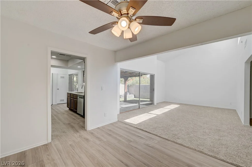 4245 Park, Las Vegas, NV 89110