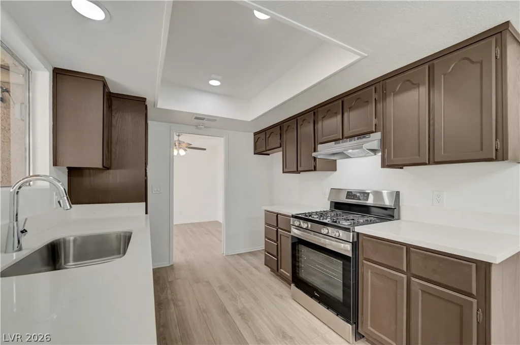 4245 Park, Las Vegas, NV 89110