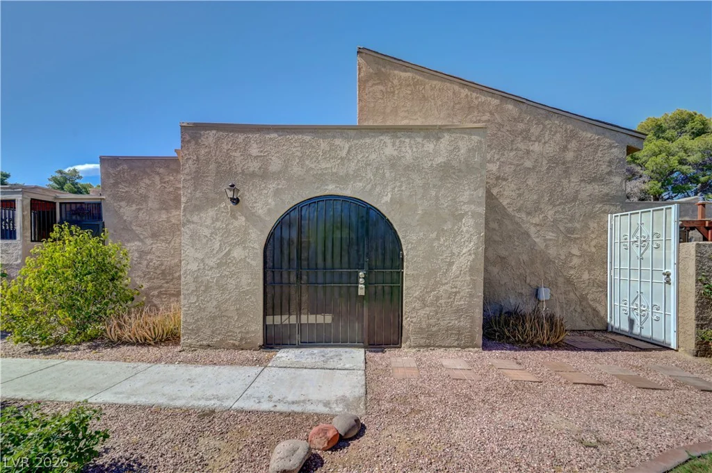 4245 Park, Las Vegas, NV 89110