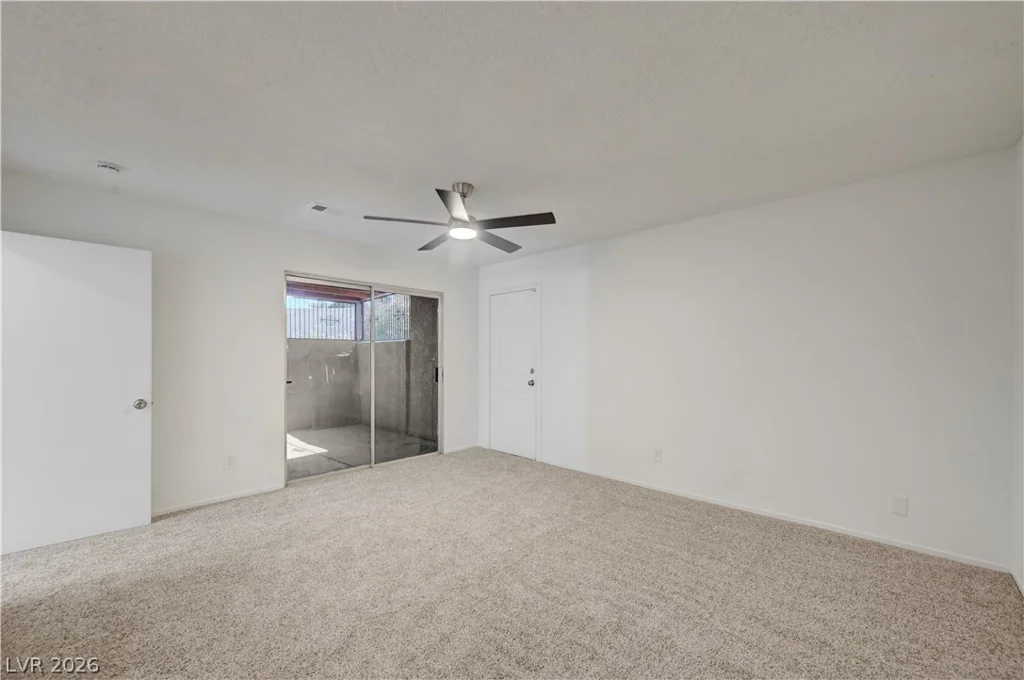 4245 Park, Las Vegas, NV 89110