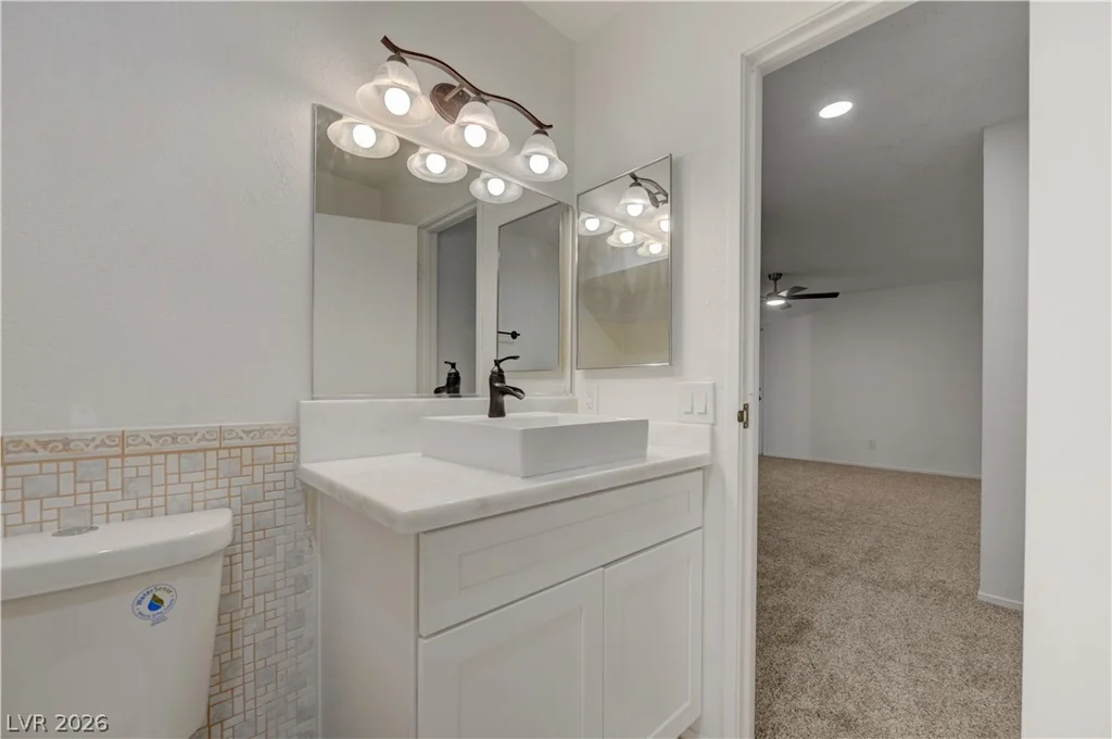 4245 Park, Las Vegas, NV 89110