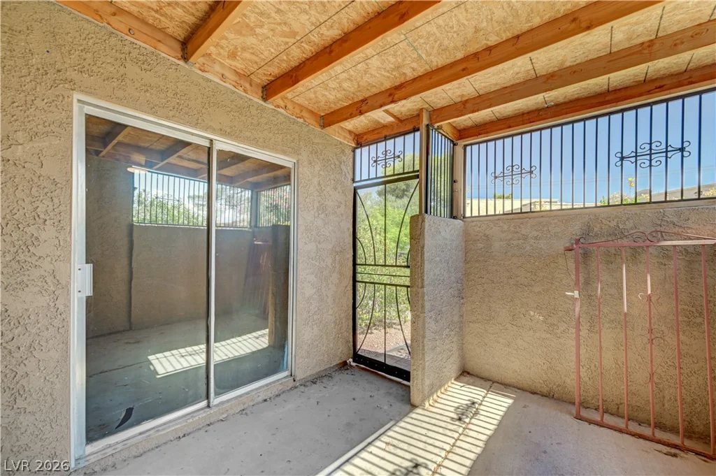 4245 Park, Las Vegas, NV 89110