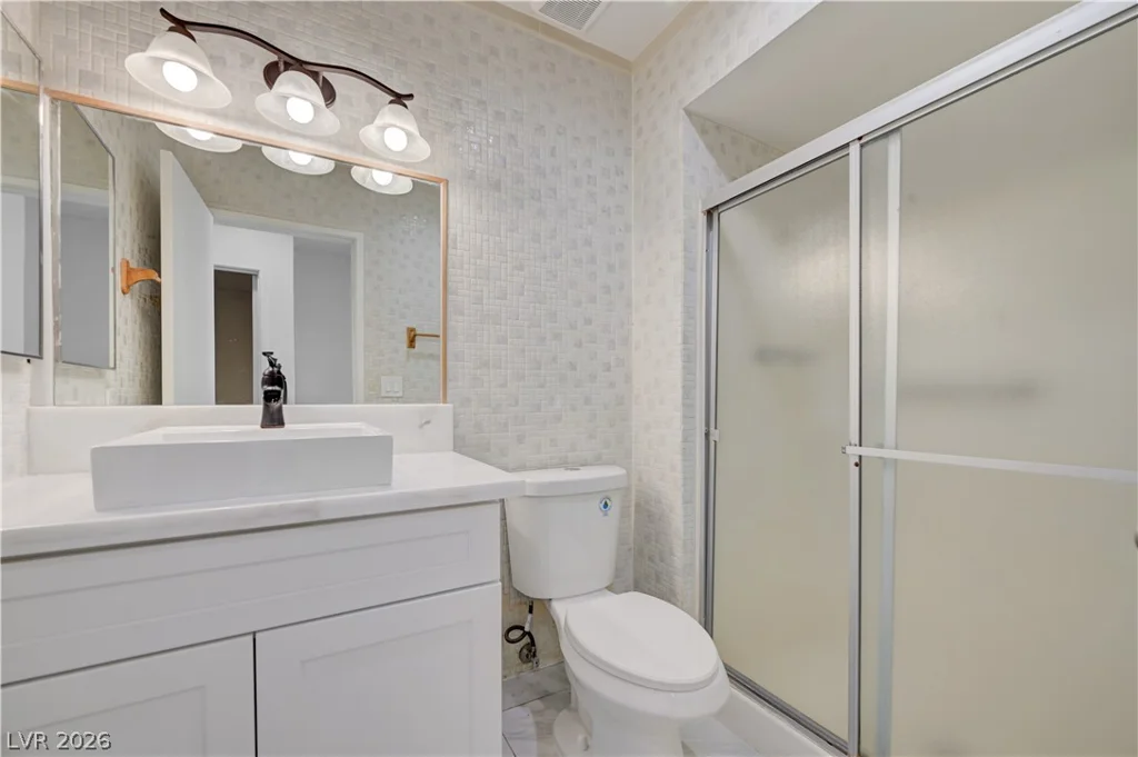 4245 Park, Las Vegas, NV 89110