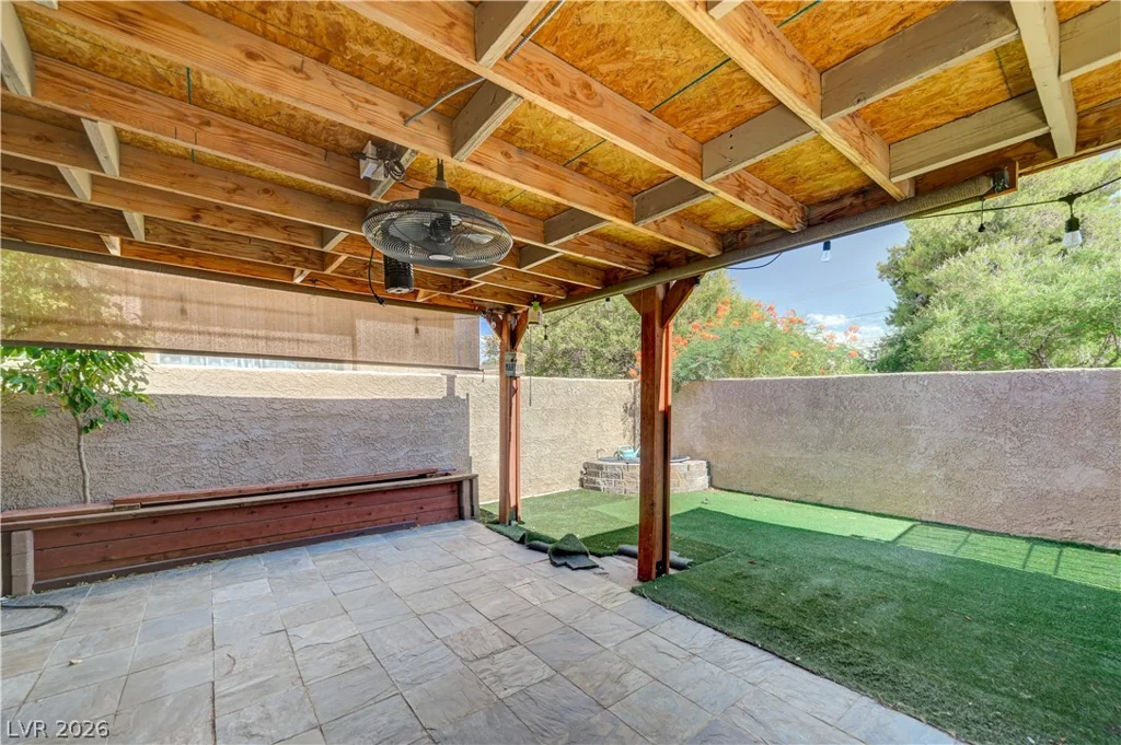 4245 Park, Las Vegas, NV 89110