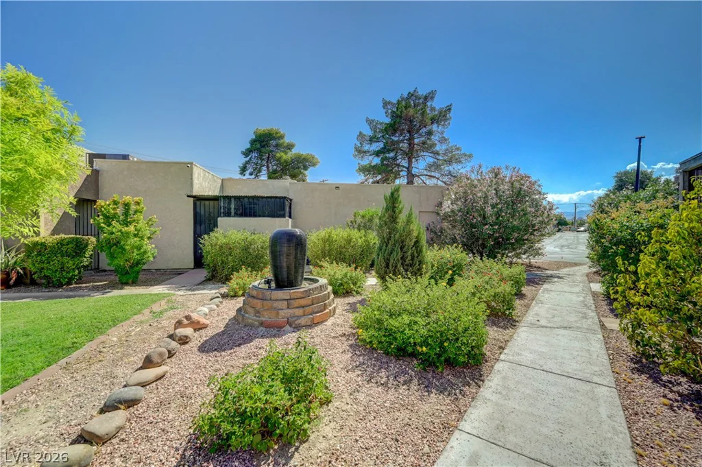 4245 Park, Las Vegas, NV 89110
