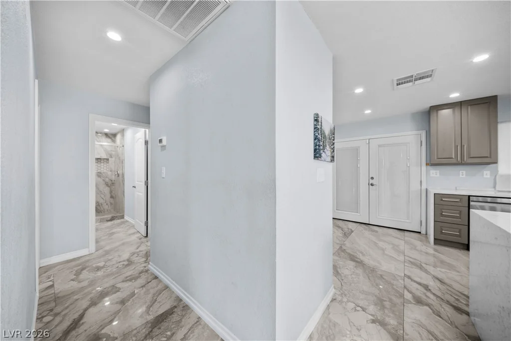 3609 Park Oliver, Las Vegas, NV 89110