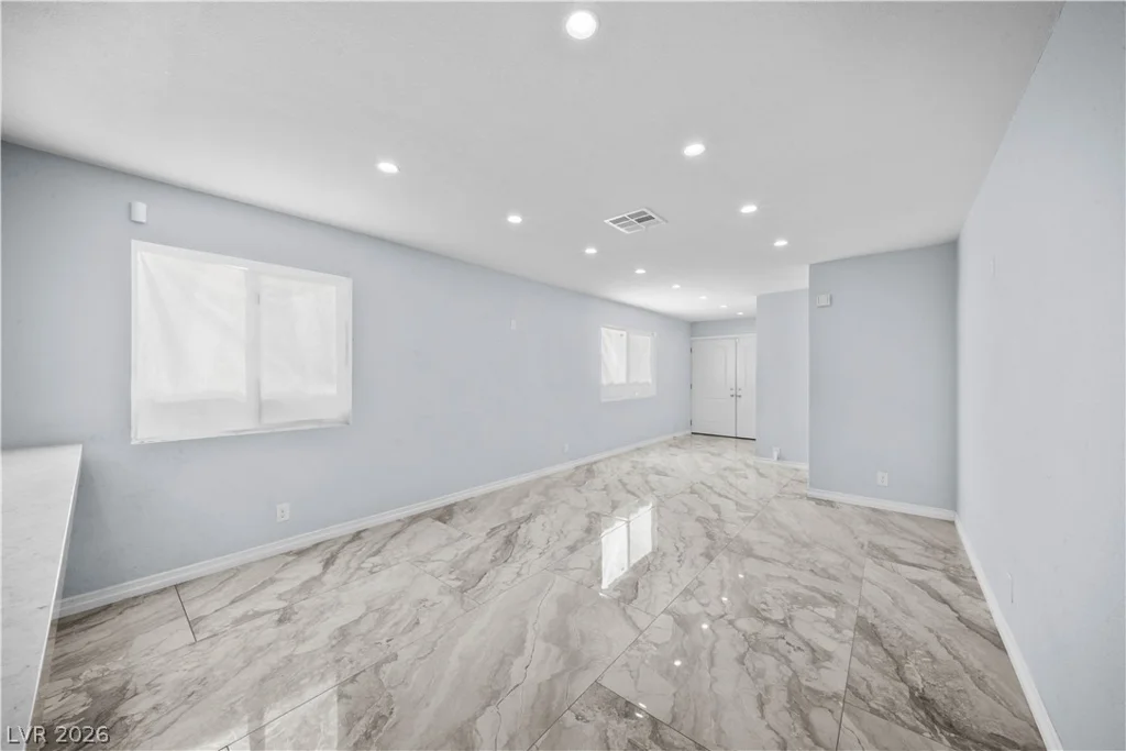 3609 Park Oliver, Las Vegas, NV 89110