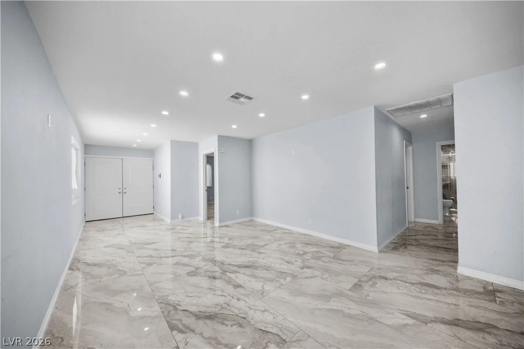 3609 Park Oliver, Las Vegas, NV 89110