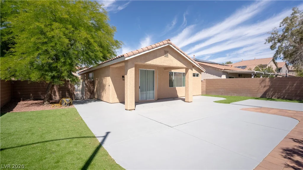 5946 Lingering Breeze, Las Vegas, NV 89148