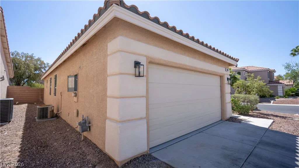 5946 Lingering Breeze, Las Vegas, NV 89148