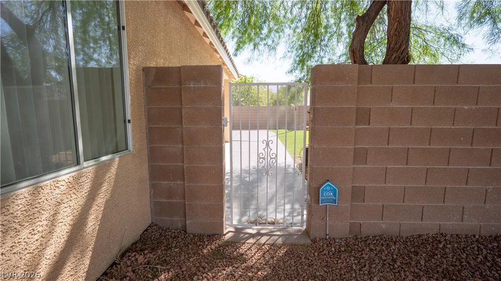 5946 Lingering Breeze, Las Vegas, NV 89148