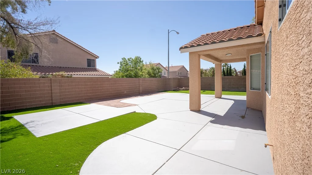 5946 Lingering Breeze, Las Vegas, NV 89148
