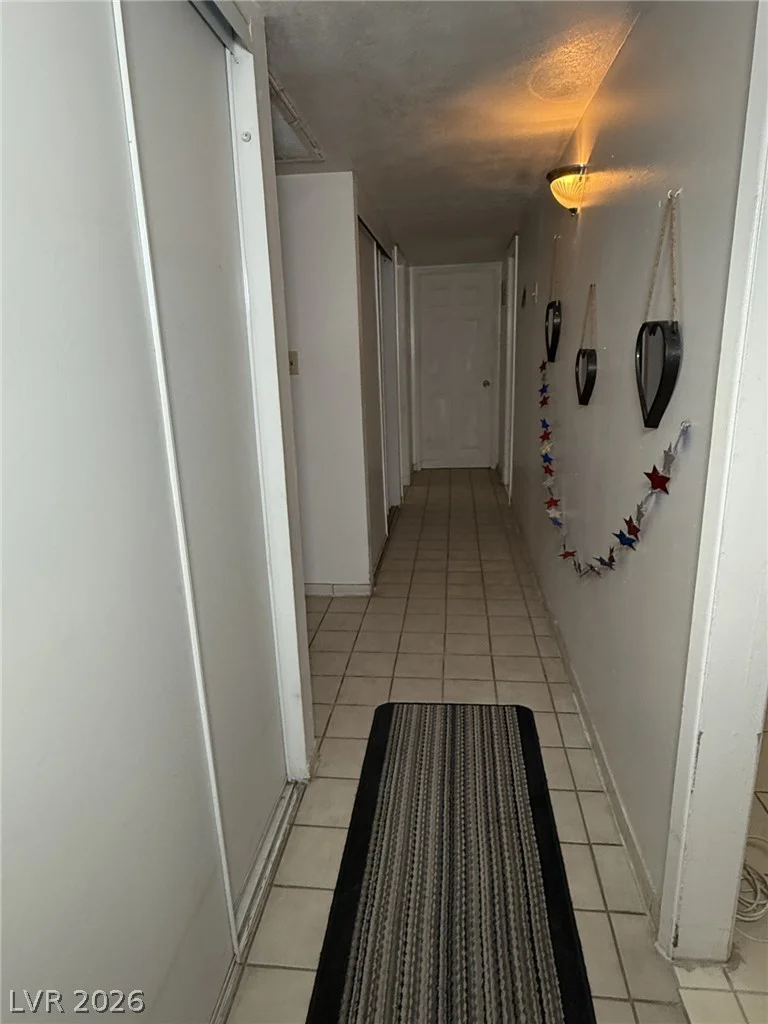 4567 Nellis, Las Vegas, NV 89121