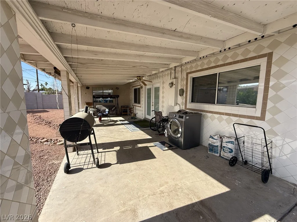 4567 Nellis, Las Vegas, NV 89121